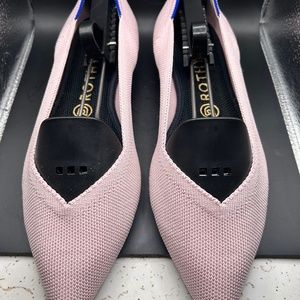Petal Pink Rothy’s Points, size 9.5